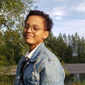 Meet your Posher, Emmanuel